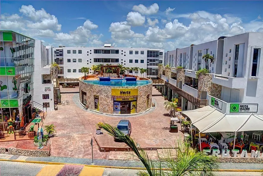Plaza Paraiso 2Bdr 2Baths Playa del Carmen 0*,  Messico